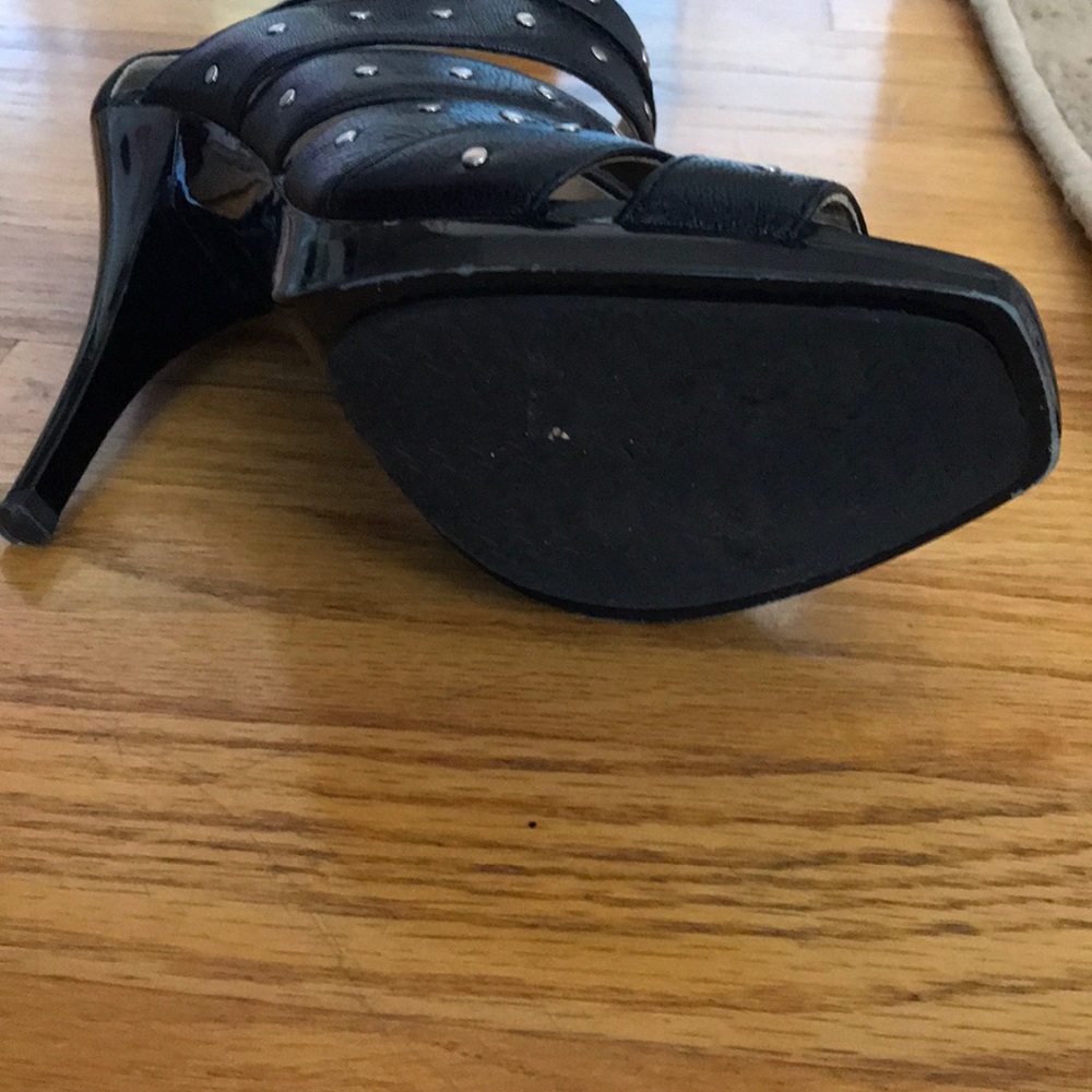 High heels - Picture 3 of 5